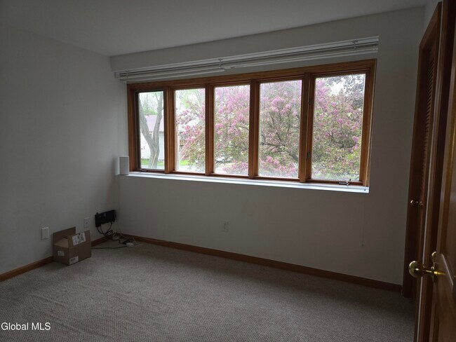 222 S Ten Broeck St in Scotia, NY - Building Photo - Building Photo