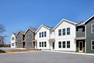 908 Anderson Ln, Unit 3 in Nashville, TN - Building Photo - Building Photo