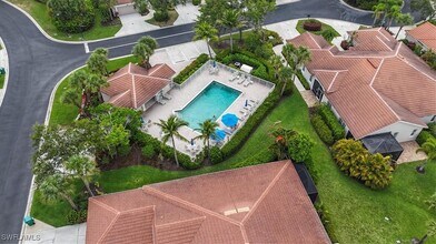 8541 Peppertree Way in Naples, FL - Building Photo - Building Photo
