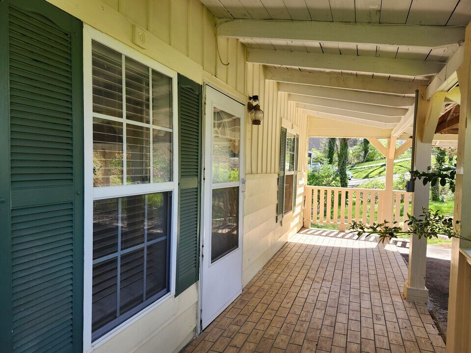 344 Sweetland Dr in Chattanooga, TN - Building Photo