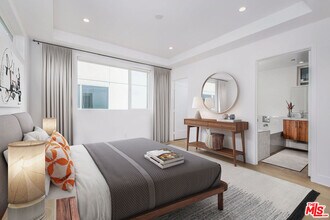 857 1/2 Hyperion Ave in Los Angeles, CA - Building Photo - Building Photo