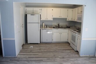1200 T A Riordan in Flagstaff, AZ - Building Photo - Building Photo