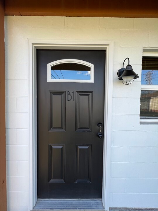 1916 Beech St, Unit A2 in Kenova, WV - Foto de edificio