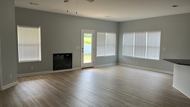 217 Overcup Dr in Troy, AL - Building Photo - Building Photo