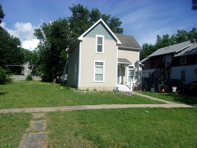 908 Mechanic St in Emporia, KS - Building Photo - Building Photo
