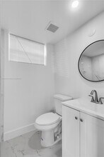 6950 NW 8th Ave in Miami, FL - Building Photo - Building Photo