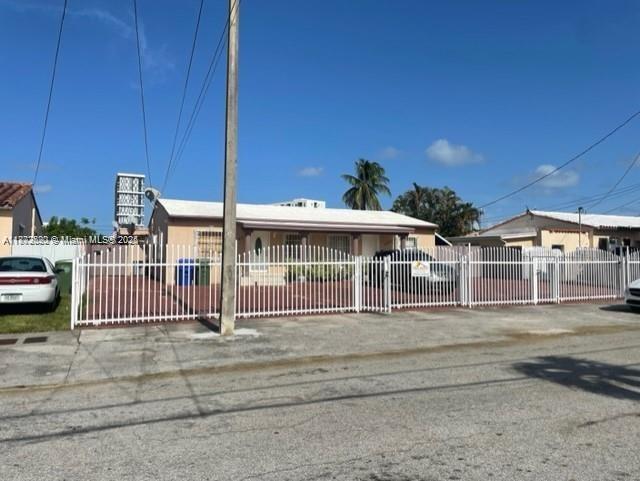 2761 SW 31st Ct in Miami, FL - Building Photo