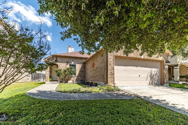 526 Cormorant in San Antonio, TX - Building Photo