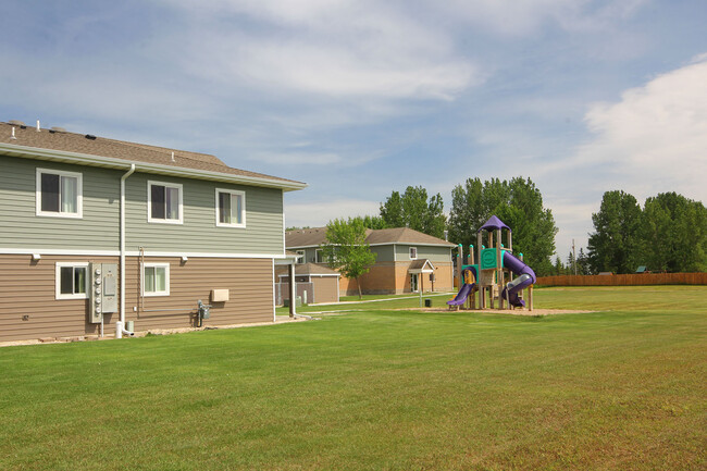 Northland Apartments in Warroad, MN - Building Photo - Building Photo