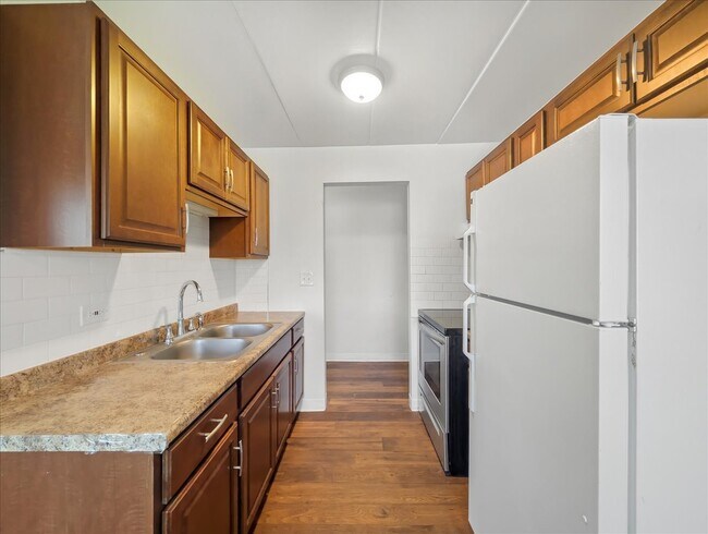 350 S Main St in Wauconda, IL - Foto de edificio - Building Photo