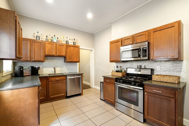 property at 1008 Sarah St