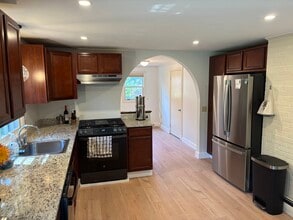 22 Hobbs Rd in North Hampton, NH - Building Photo - Building Photo