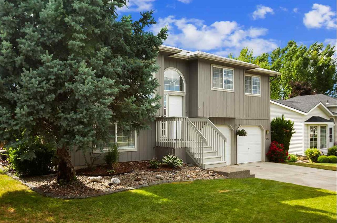 1323 N Mitchell Rd in Liberty Lake, WA - Building Photo