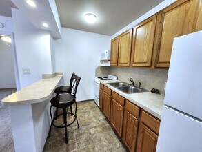 1330 N Lafayette Ave-Unit -A in Bremerton, WA - Building Photo - Building Photo