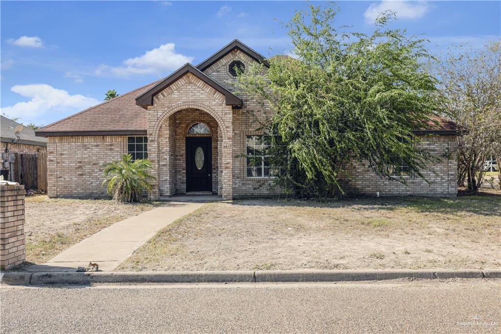 20 N 32nd St in McAllen, TX - Building Photo