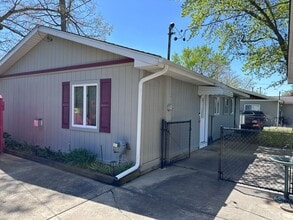 6284 Woodsdale Dr in Grand Blanc, MI - Building Photo - Building Photo