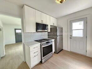 635 4th St in Hermosa Beach, CA - Building Photo - Building Photo