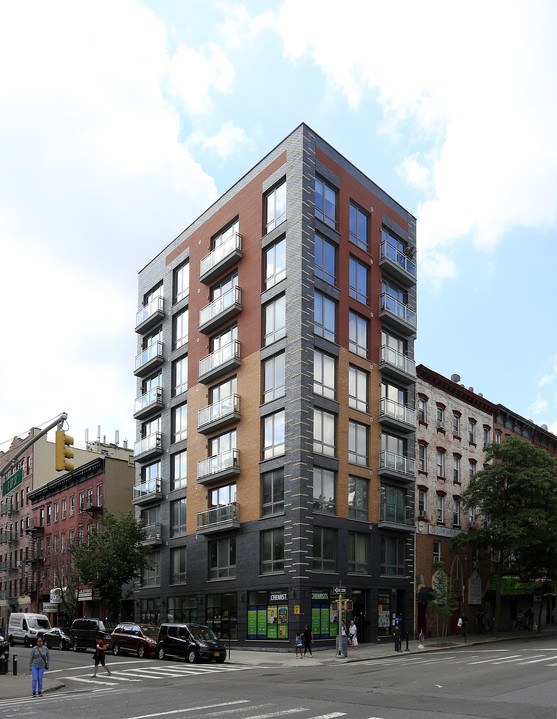 2139 3rd Ave in New York, NY - Building Photo