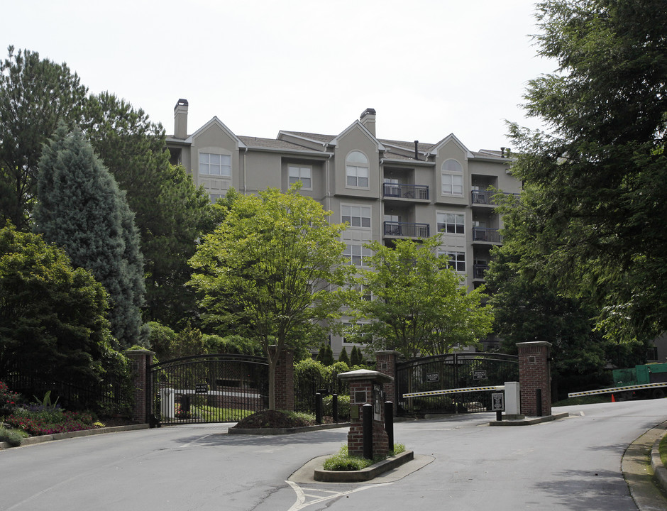 River West Condominiums in Atlanta, GA - Foto de edificio