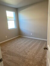 232 Solitude Dr in San Marcos, TX - Building Photo - Building Photo