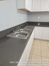 3400 15th St W in Rosamond, CA - Building Photo - Building Photo