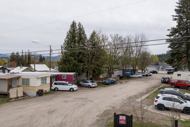 17500 E Sprague Ave in Spokane Valley, WA - Building Photo - Building Photo