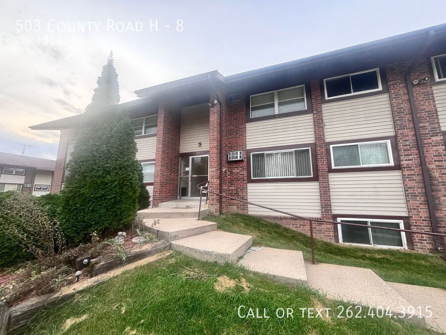 503 County H-Unit -8 in Kewaskum, WI - Building Photo