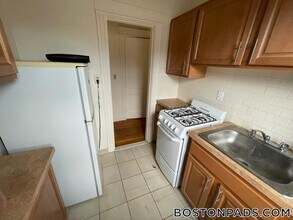 1148 Commonwealth Ave in Boston, MA - Building Photo - Building Photo