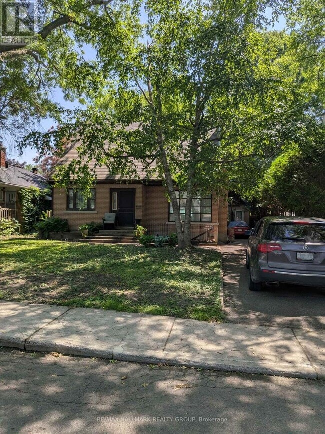 property at 1593-1593 Abbey Rd