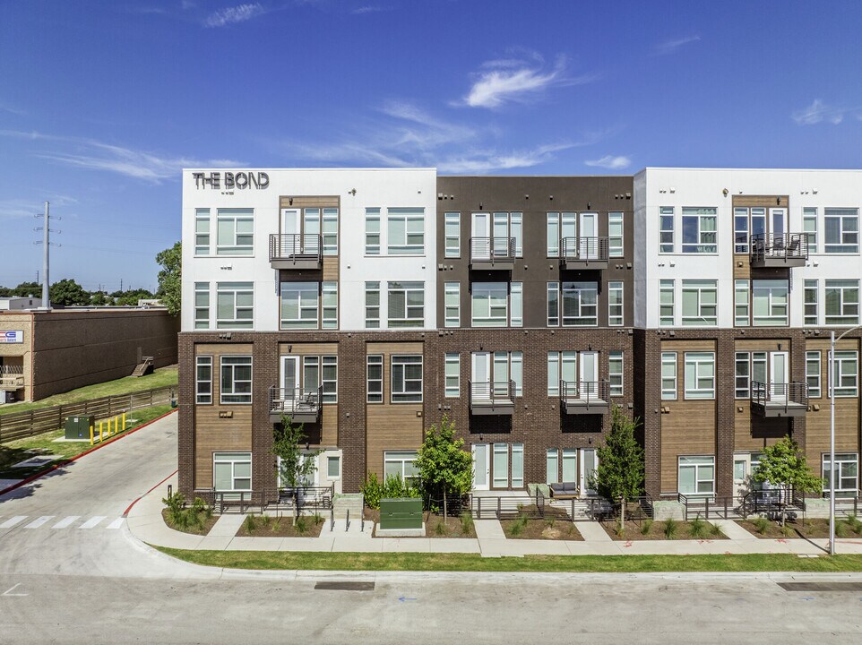 The Bond in Austin, TX - Foto de edificio