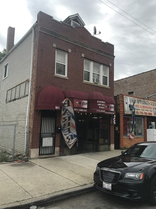 5015 S Ashland Ave in Chicago, IL - Foto de edificio - Building Photo