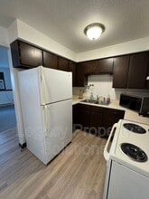 206 1st St in Underwood, ND - Building Photo - Building Photo