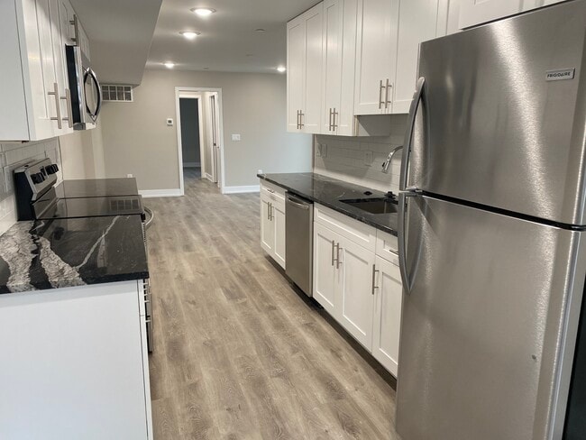 1716 Jackson St, Unit 2nd Floor