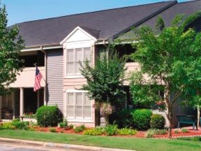 Cloister Apartments in Columbus, GA - Foto de edificio - Building Photo