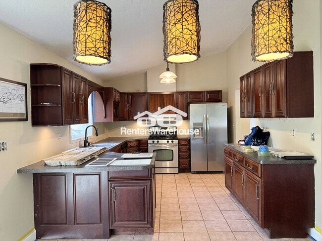 830 4th Ave E in Shakopee, MN - Building Photo - Building Photo