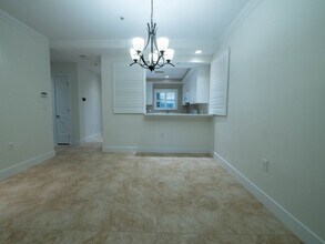 2110 W First St in Ft. Myers, FL - Building Photo - Building Photo