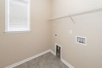 4060 Exploration Rd in Ladson, SC - Building Photo - Building Photo