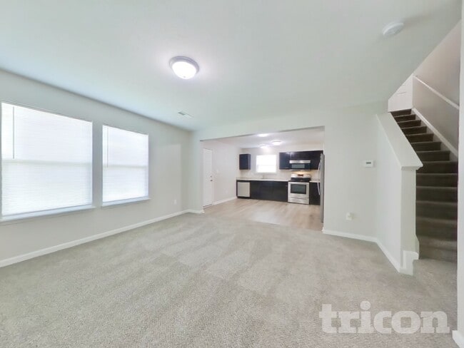 8023 Grove Berry Way in Indianapolis, IN - Building Photo - Building Photo