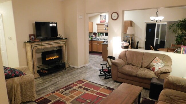 2425 Lexus Dr in Colorado Springs, CO - Building Photo - Building Photo
