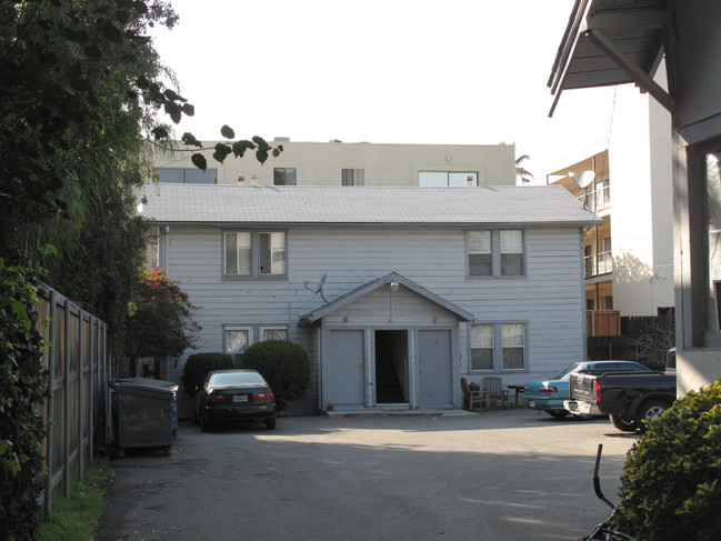 153 S Chester Ave in Pasadena, CA - Foto de edificio - Building Photo