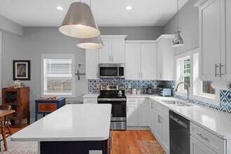 1021 Moreland Ave in Durham, NC - Building Photo - Building Photo