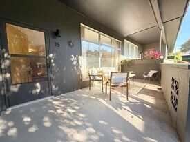 5225 SW Oleson Rd in Portland, OR - Building Photo