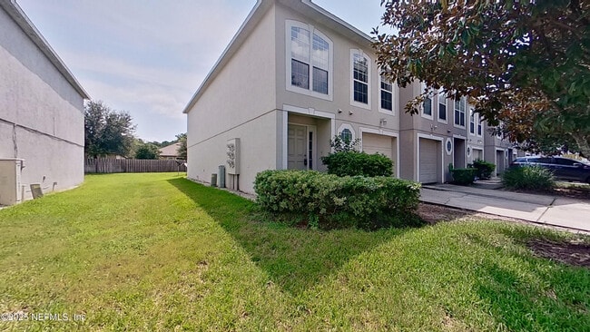 11859 Lake Bend Cir in Jacksonville, FL - Building Photo - Building Photo