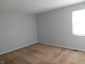 5625 Lakeland Dr in Indianapolis, IN - Building Photo - Building Photo