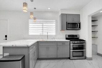 27001 Calle Juanita in Dana Point, CA - Building Photo - Building Photo