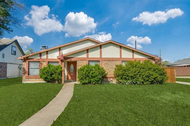 property at 5521 Armor Cir