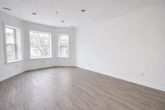 3340 W Evergreen Ave in Chicago, IL - Building Photo - Building Photo