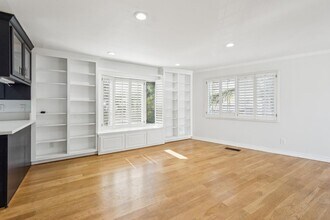 760 W Hamilton Ave in Los Angeles, CA - Building Photo - Building Photo