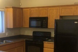 9220 W Indian School Rd in Phoenix, AZ - Building Photo