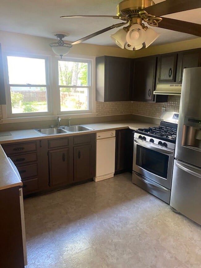 property at 124 Maxwell Ave